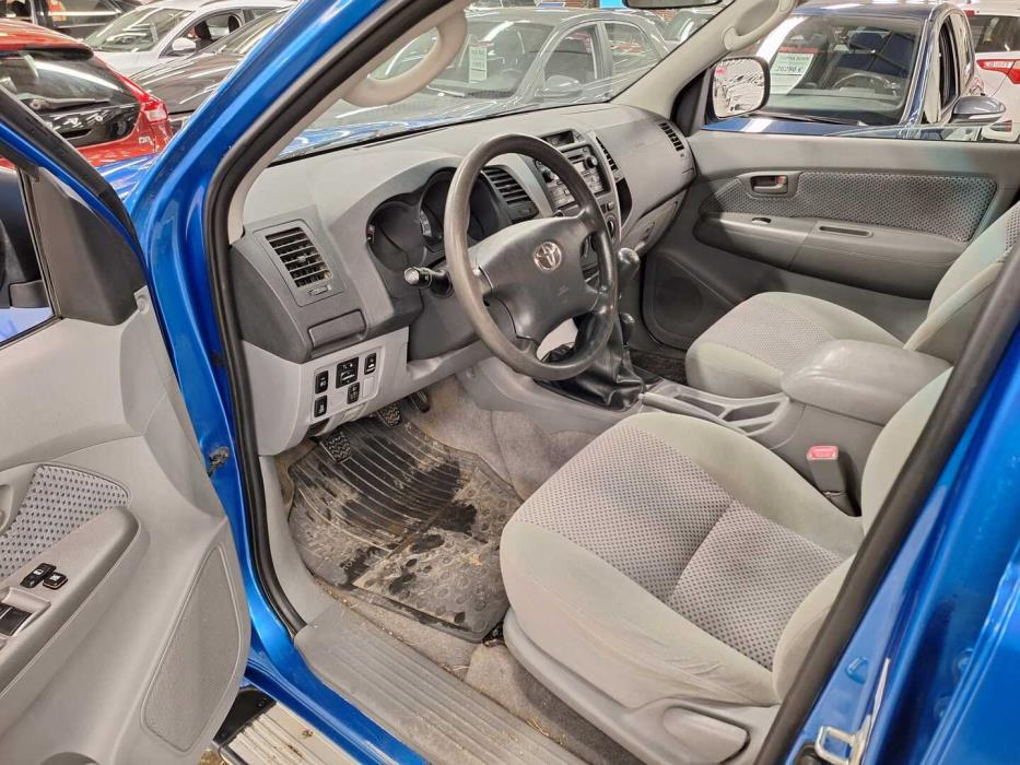 TOYOTA Hilux 2006