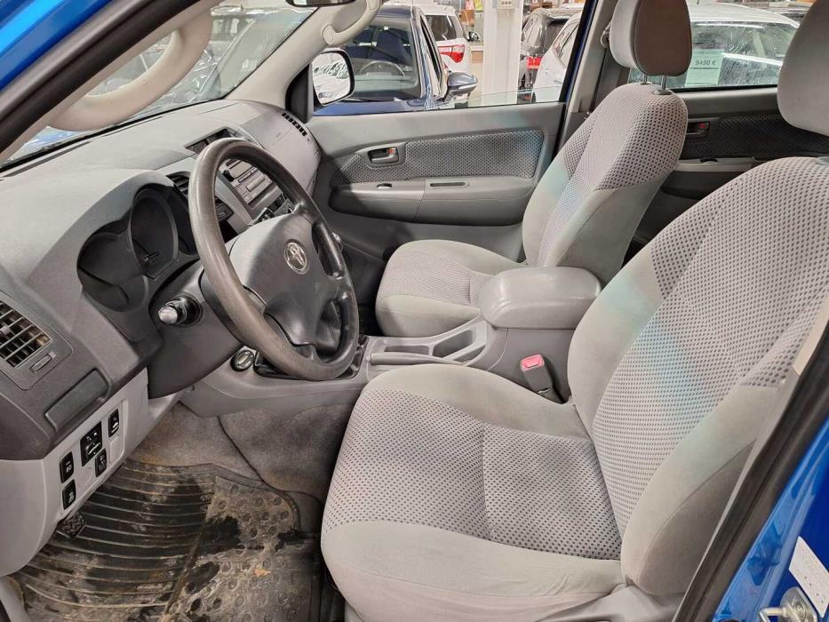 TOYOTA Hilux 2006