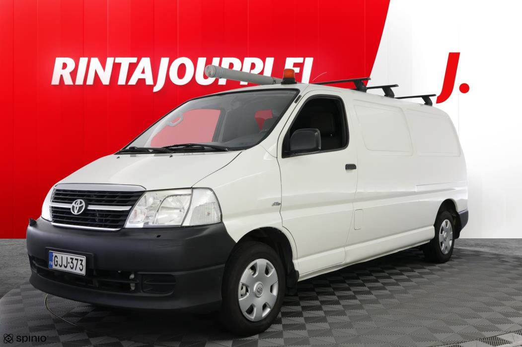 TOYOTA Hiace 2011