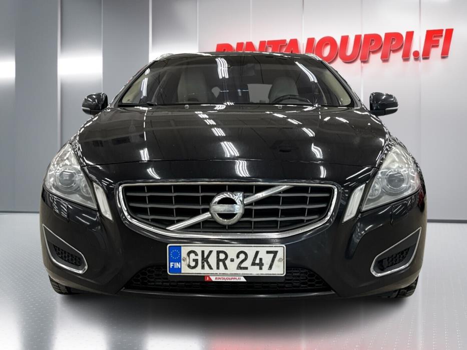 VOLVO V60 2013