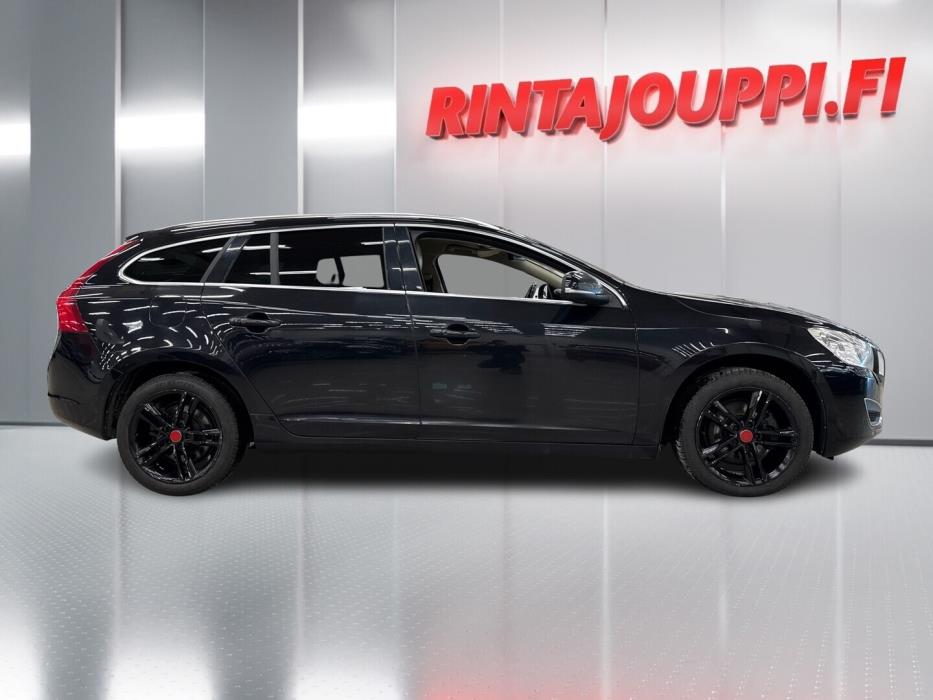VOLVO V60 2013