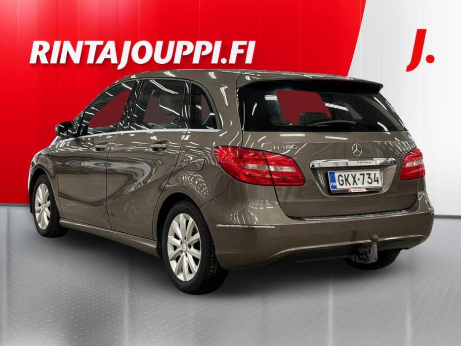 MERCEDES-BENZ B 2013