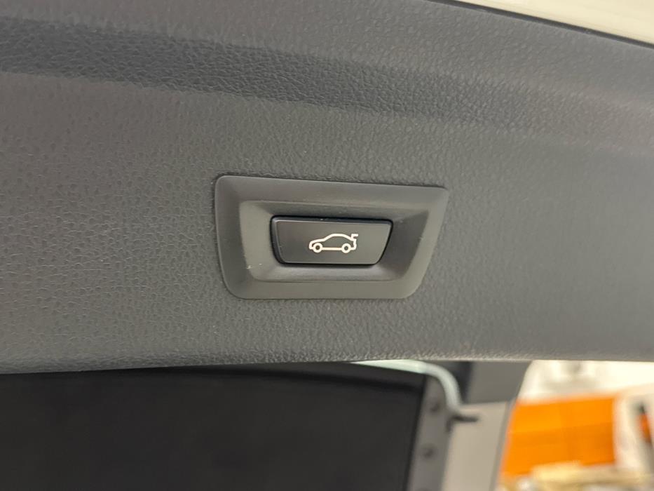 BMW 320 Gran Turismo 2016