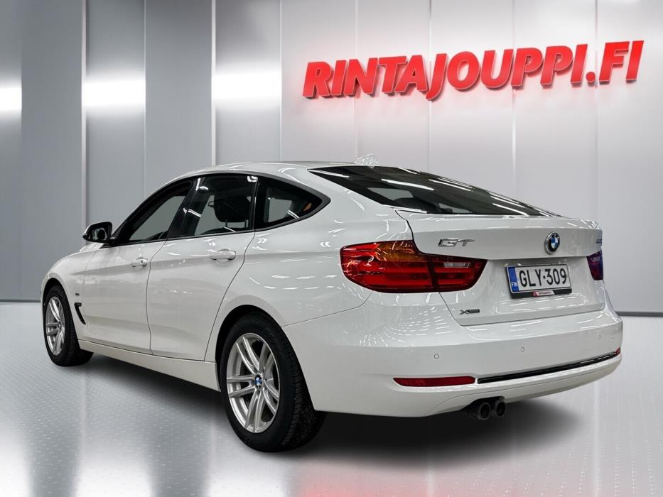 BMW 320 Gran Turismo 2016