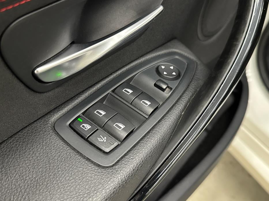 BMW 320 Gran Turismo 2016