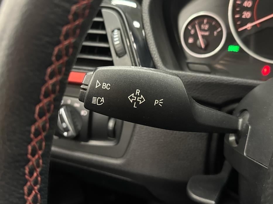 BMW 320 Gran Turismo 2016