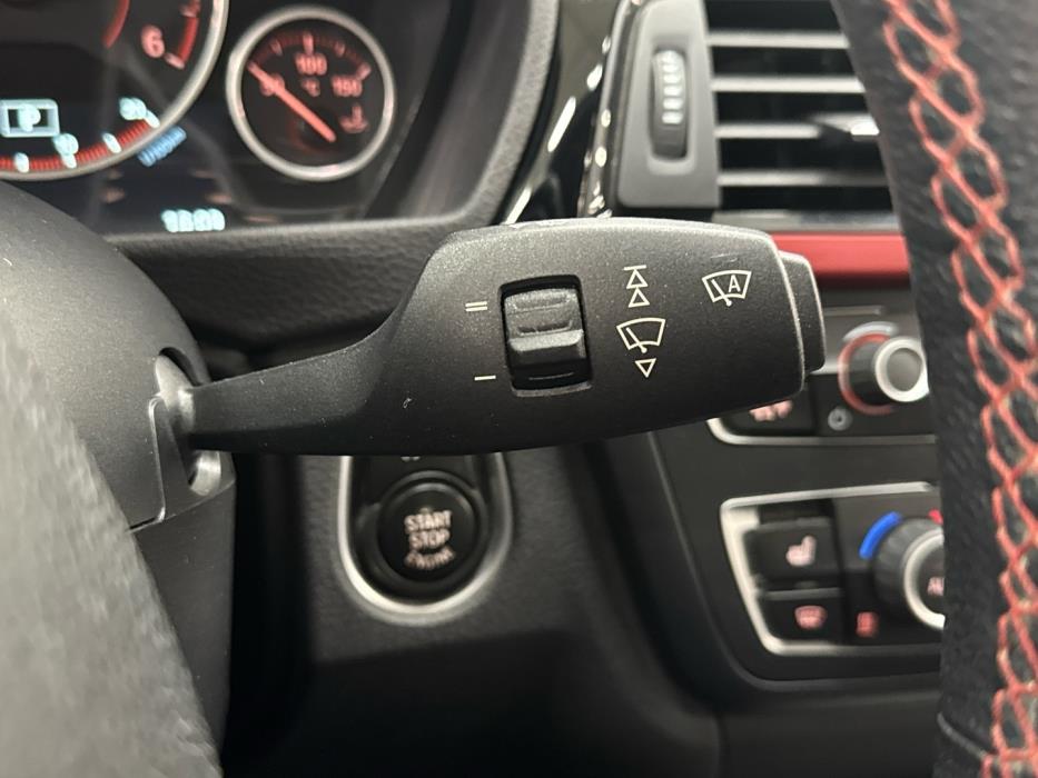 BMW 320 Gran Turismo 2016