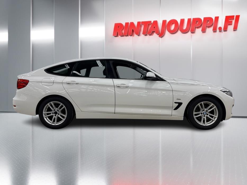 BMW 320 Gran Turismo 2016