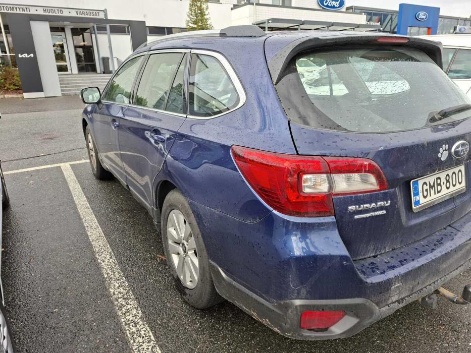 SUBARU Outback 2016