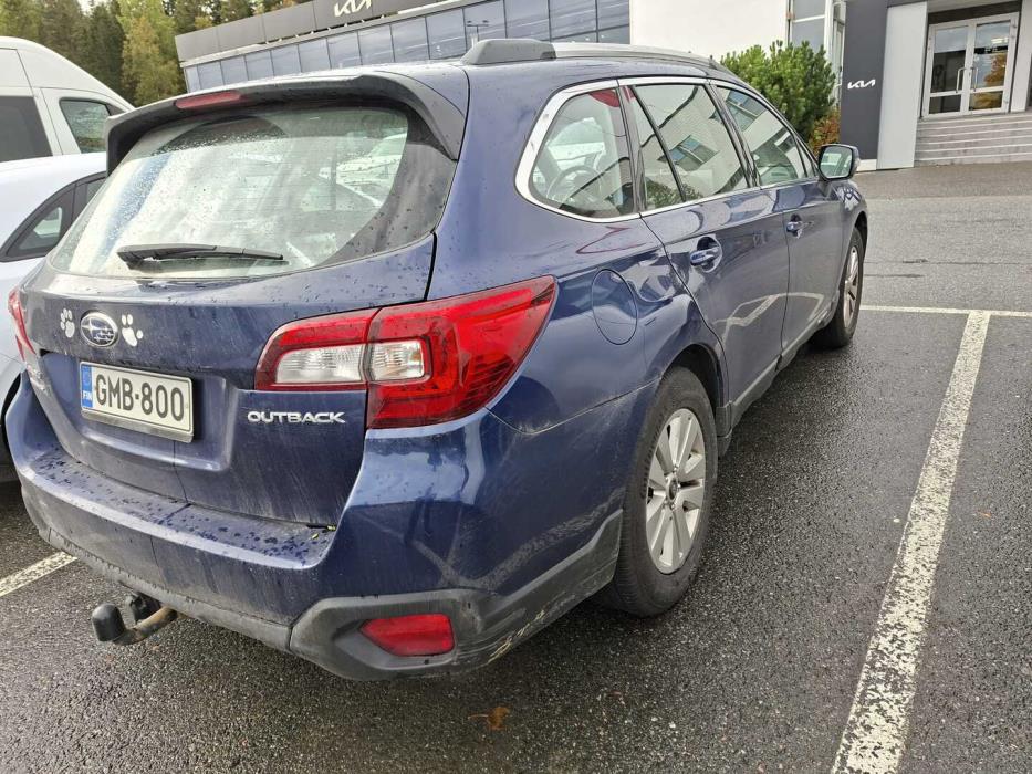 SUBARU Outback 2016