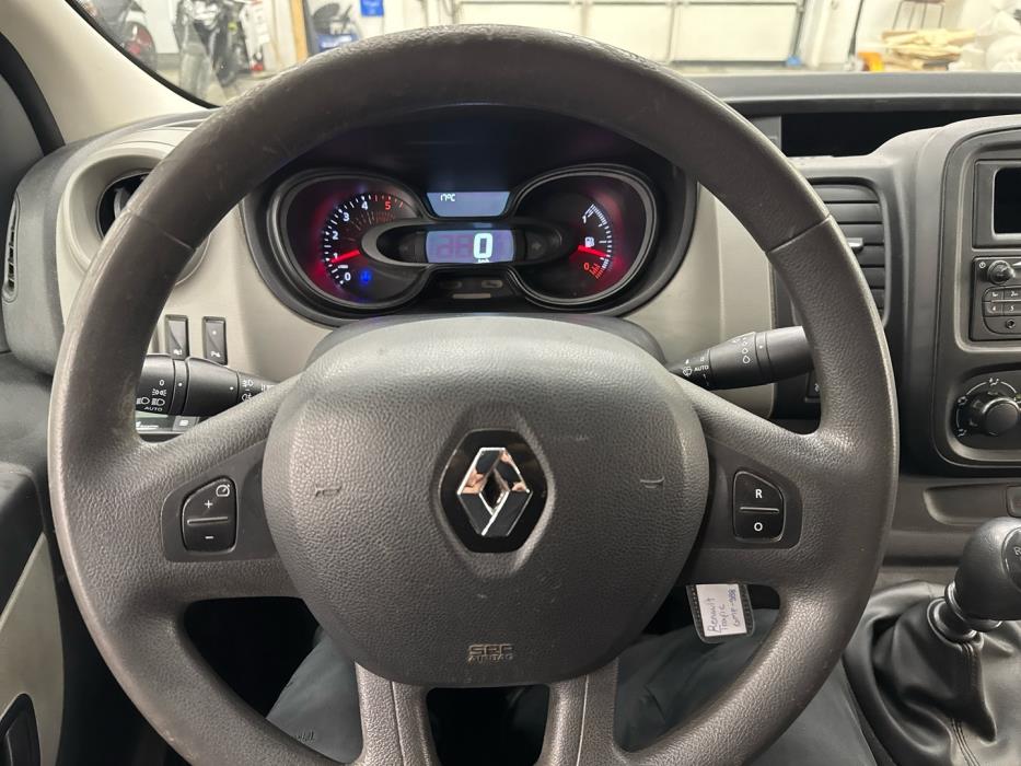 RENAULT Trafic 2017