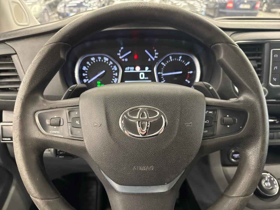 TOYOTA Proace 2018