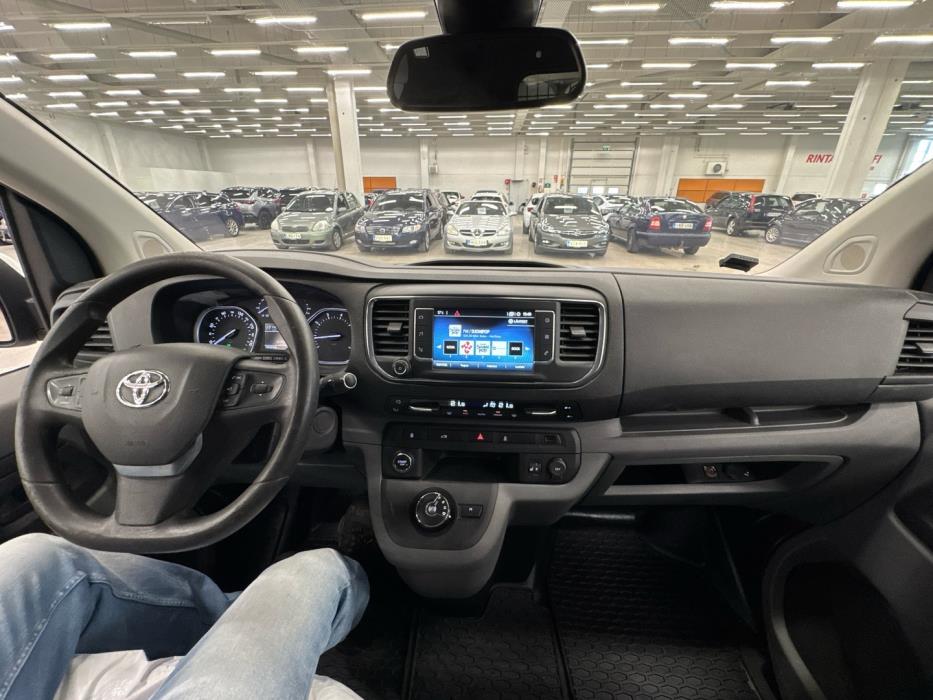 TOYOTA Proace 2018