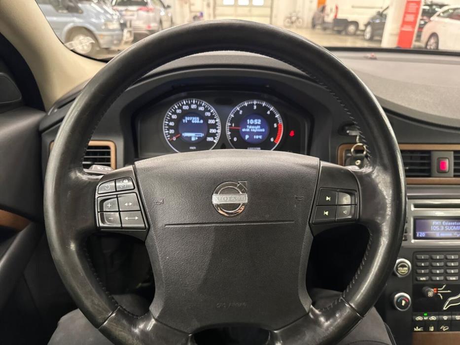 VOLVO XC70 2008