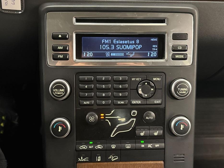 VOLVO XC70 2008