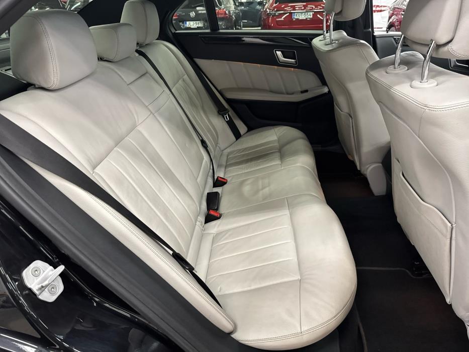 MERCEDES-BENZ E 2015