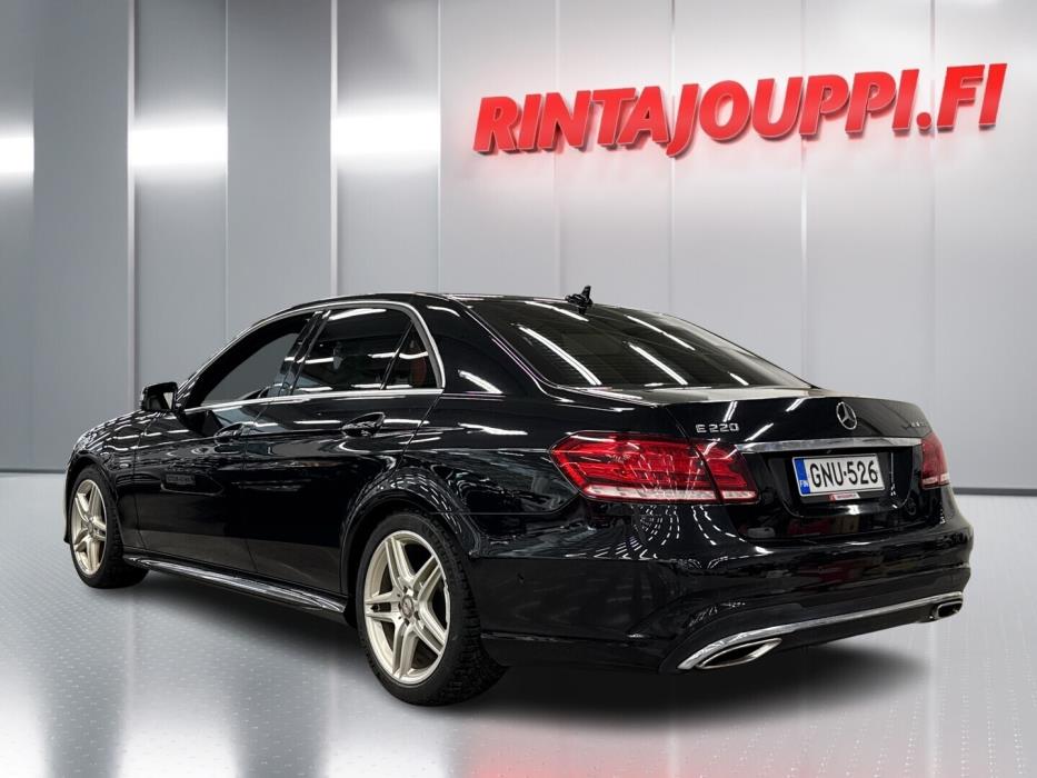 MERCEDES-BENZ E 2015