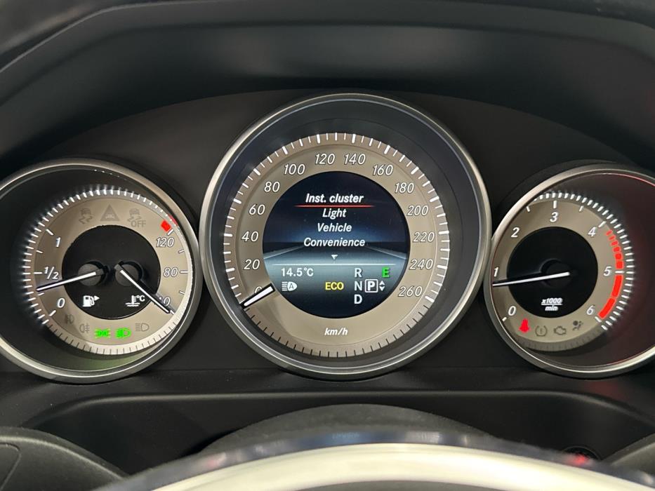 MERCEDES-BENZ E 2015