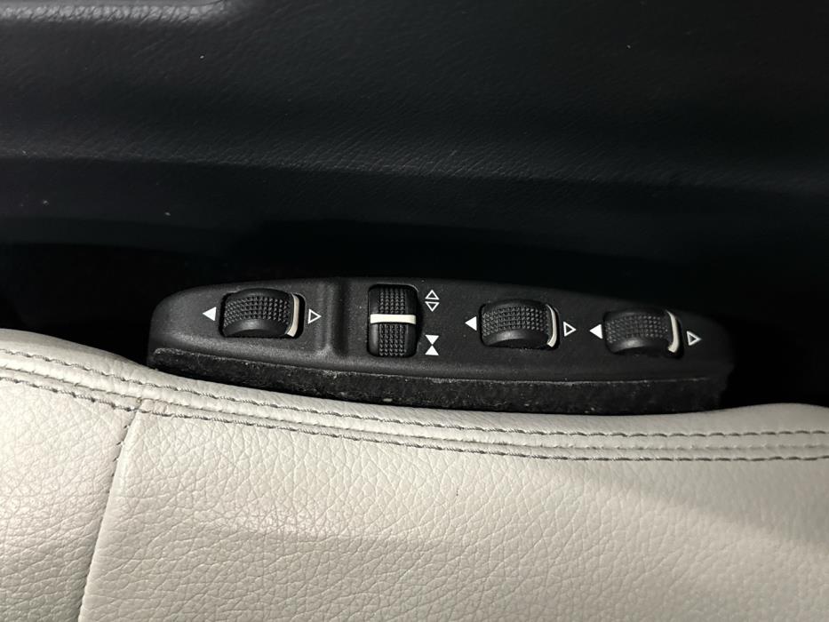 MERCEDES-BENZ E 2015