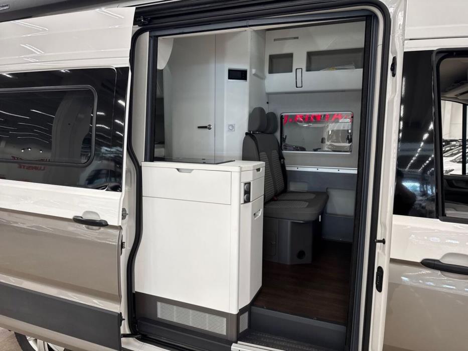 VOLKSWAGEN Grand California 600 2023