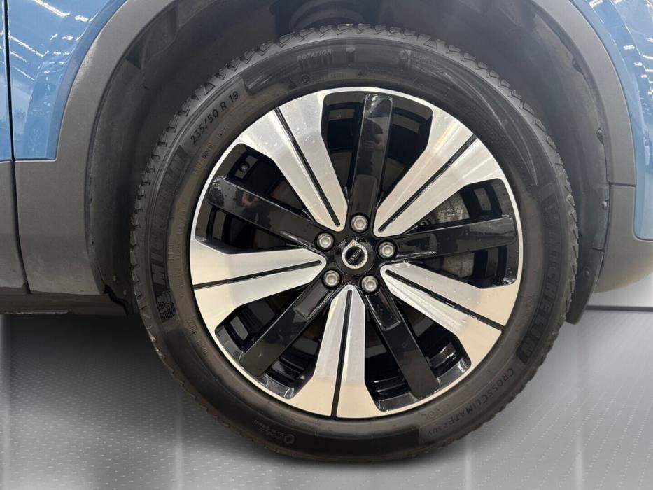 VOLVO C40 2022