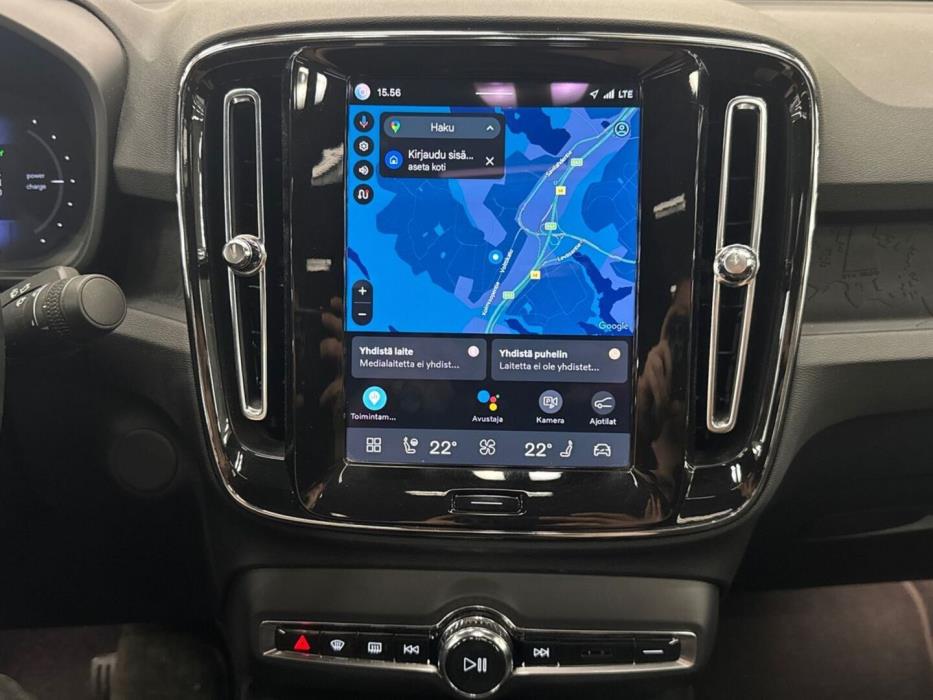 VOLVO C40 2022