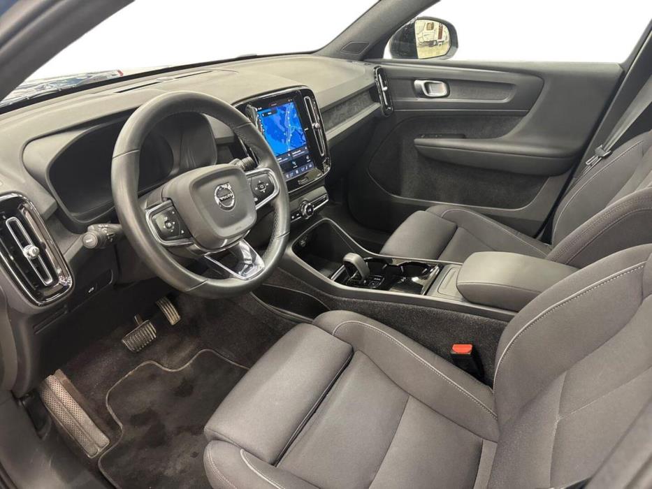 VOLVO C40 2022
