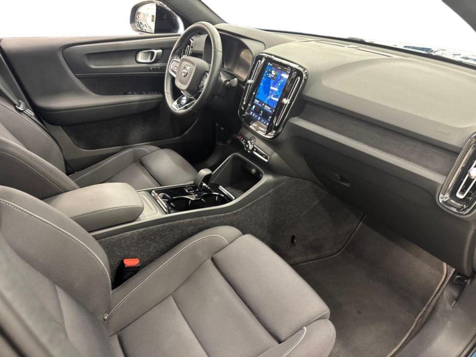VOLVO C40 2022