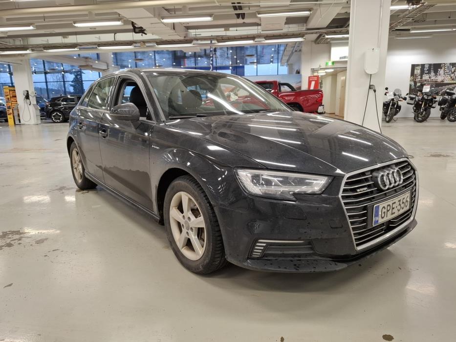 AUDI A3 2017