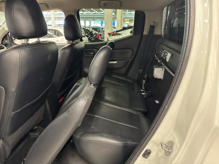 MITSUBISHI L200 2018