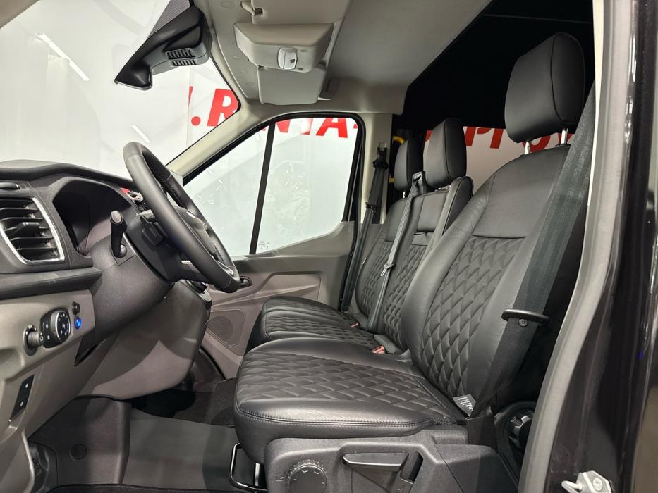 FORD Transit 2025
