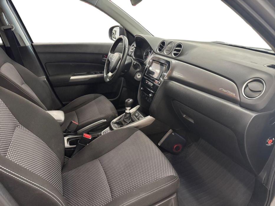 SUZUKI Vitara 2021