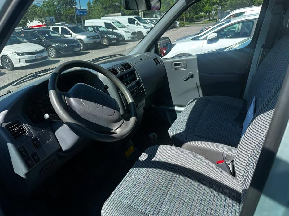 TOYOTA Hiace 1998