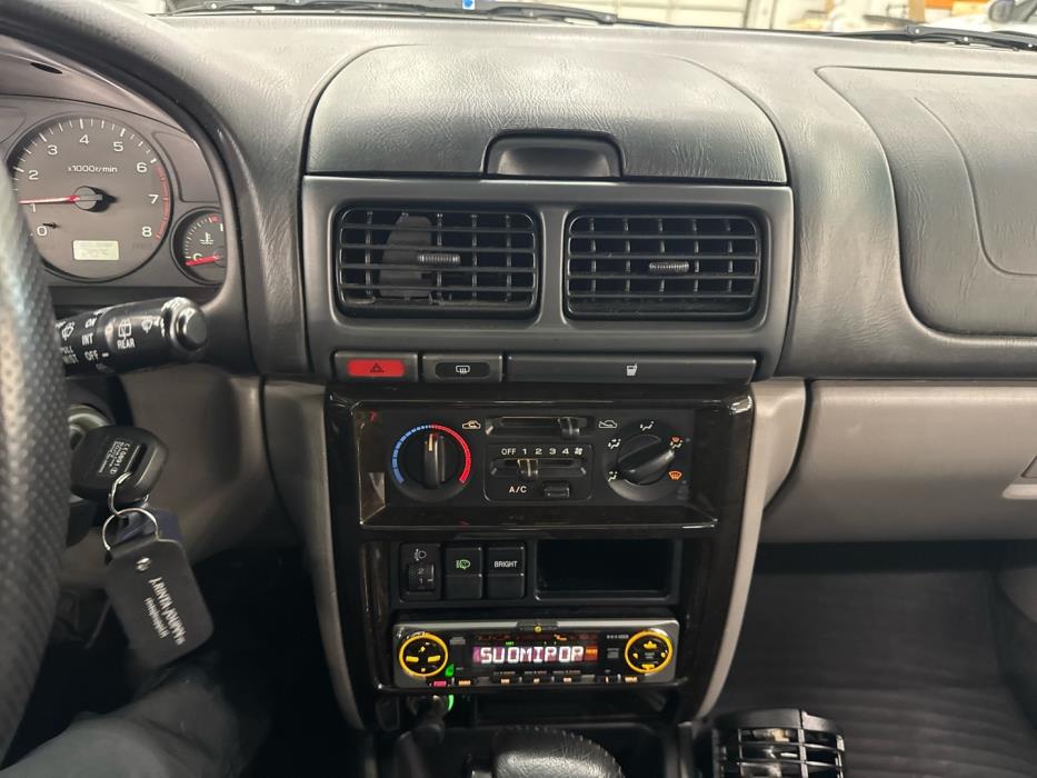 SUBARU Forester 2002