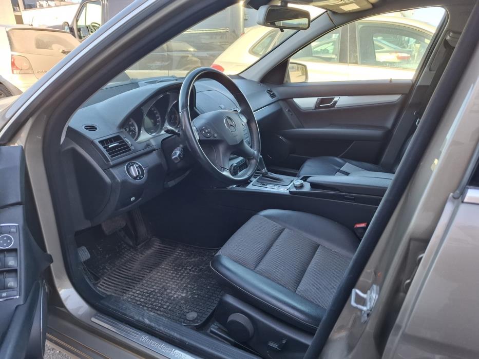 MERCEDES-BENZ C 2009