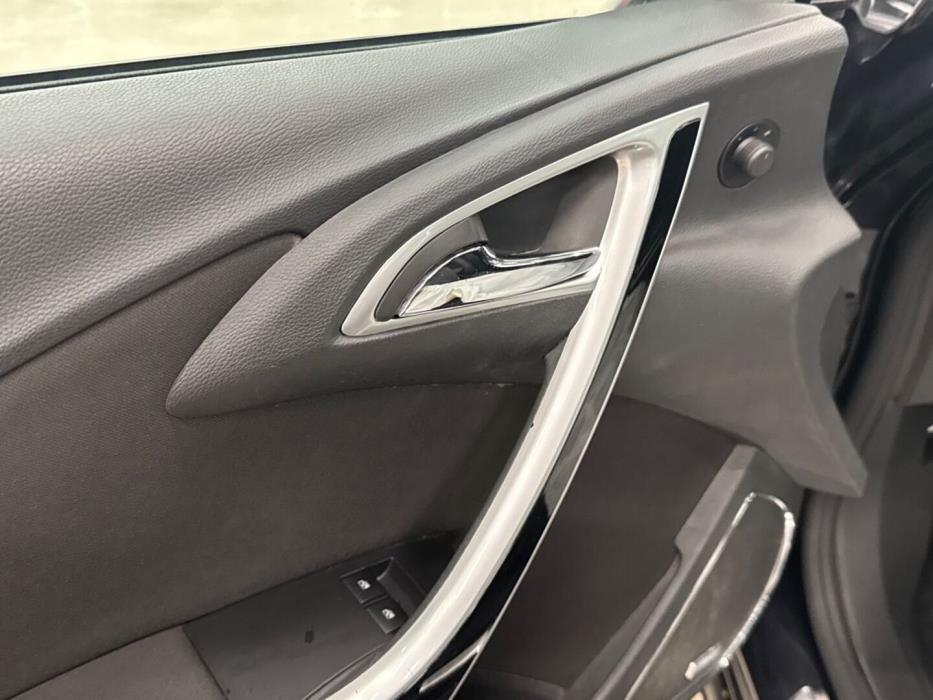 OPEL Astra 2010