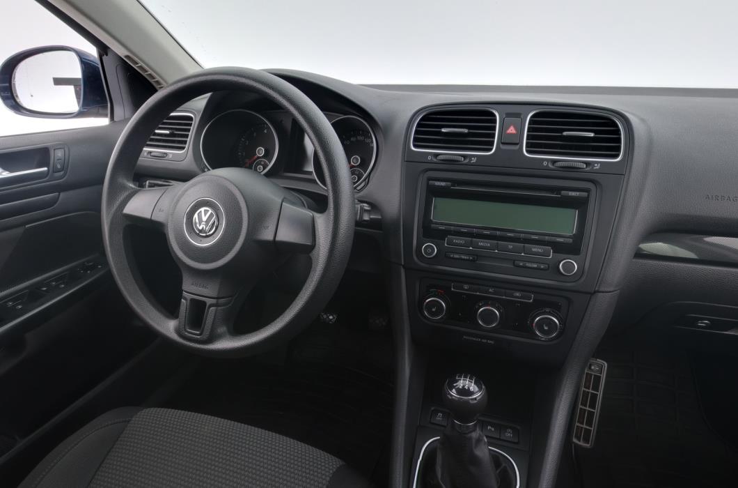 VOLKSWAGEN Golf 2011