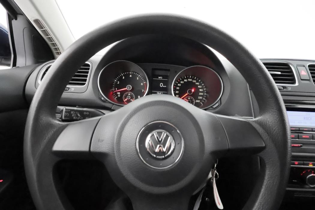 VOLKSWAGEN Golf 2011