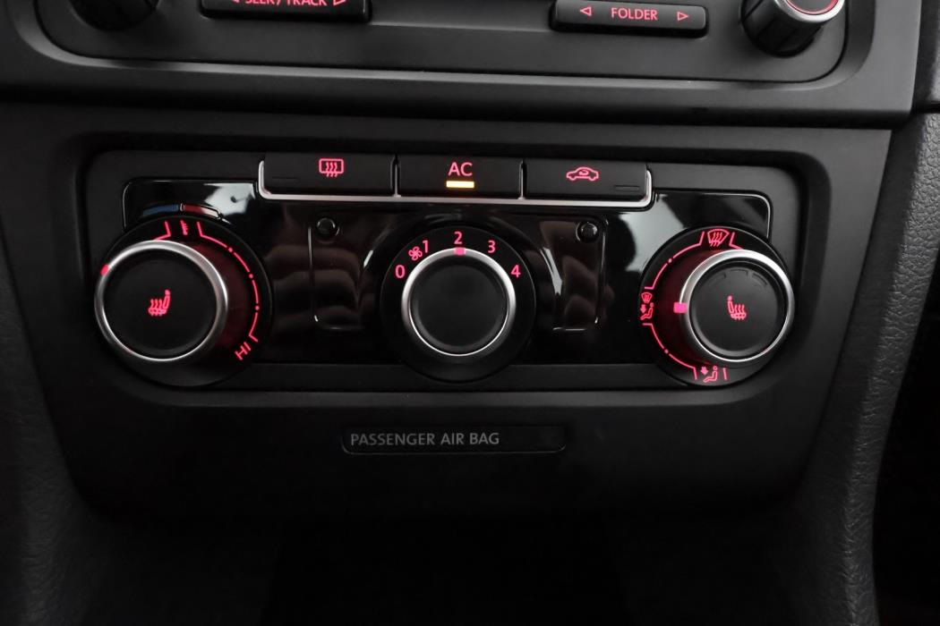 VOLKSWAGEN Golf 2011