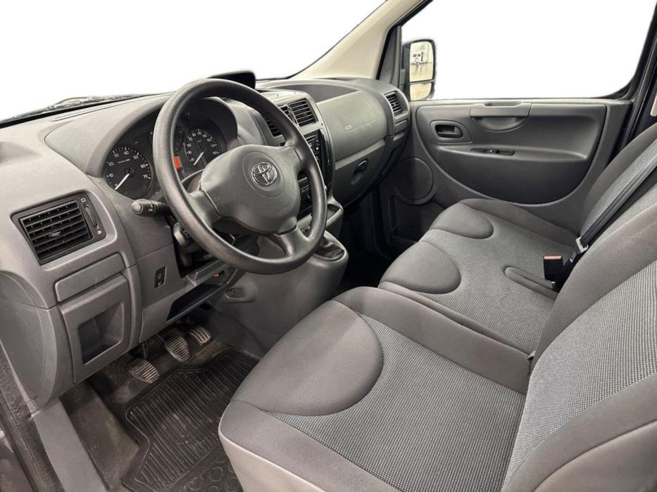 TOYOTA Proace 2014