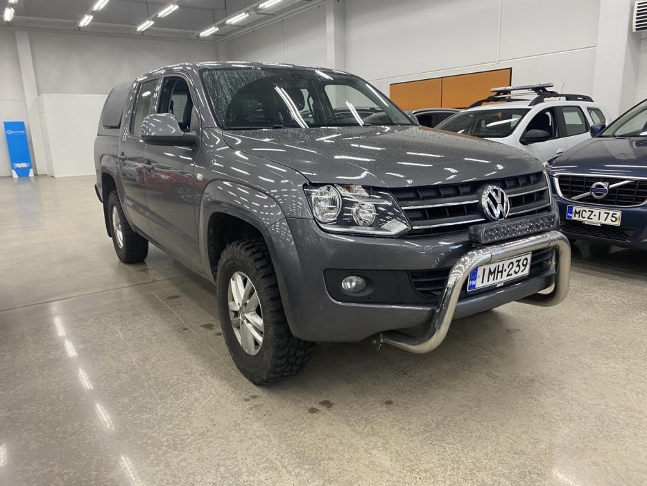 VOLKSWAGEN Amarok 2015