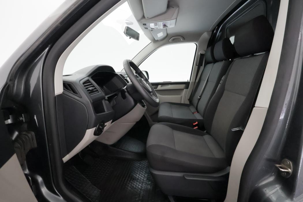 VOLKSWAGEN Transporter 2017