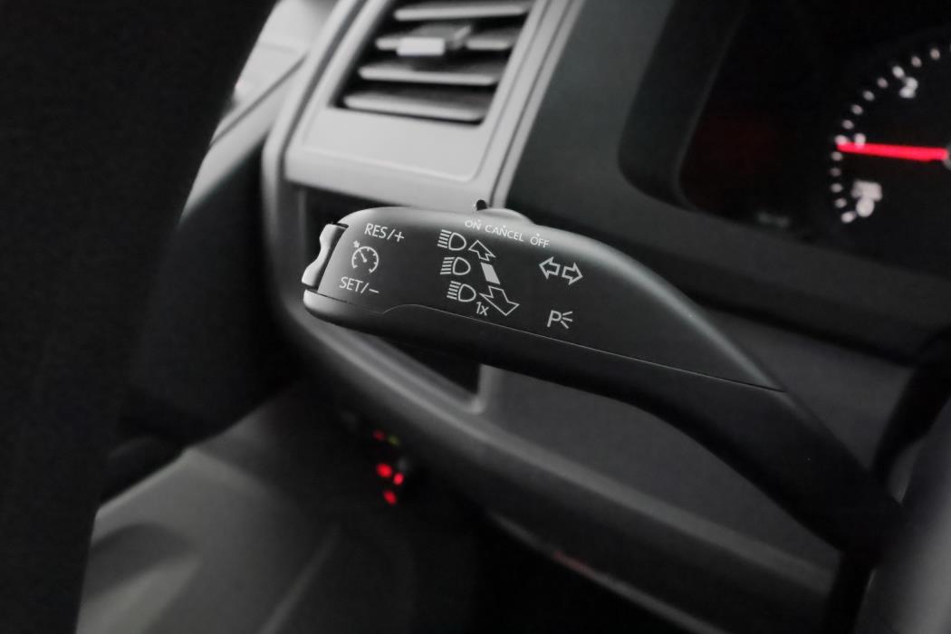 VOLKSWAGEN Transporter 2017