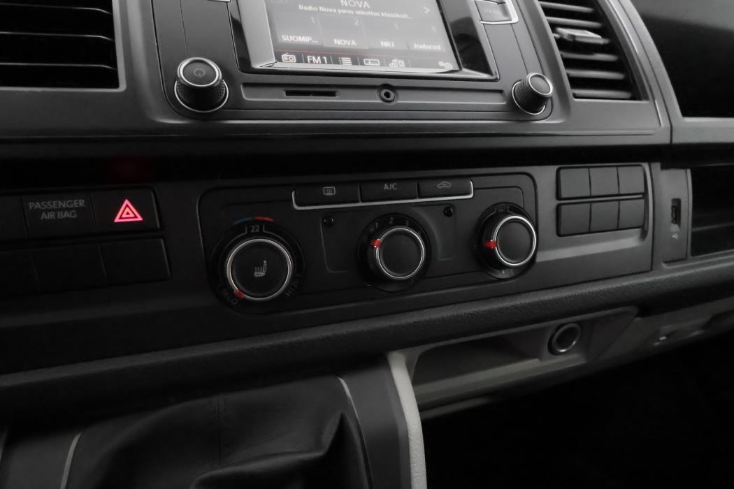 VOLKSWAGEN Transporter 2017