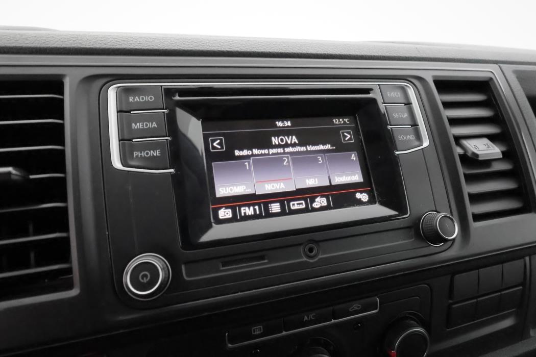 VOLKSWAGEN Transporter 2017