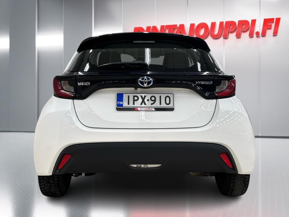 TOYOTA Yaris 2022