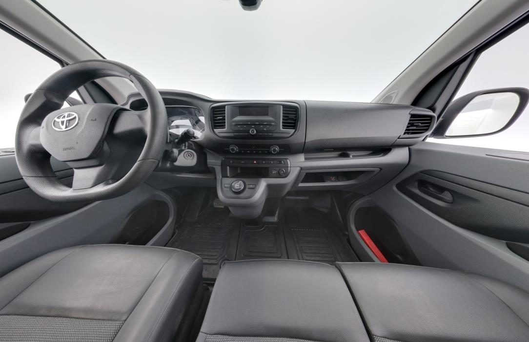 TOYOTA Proace 2020
