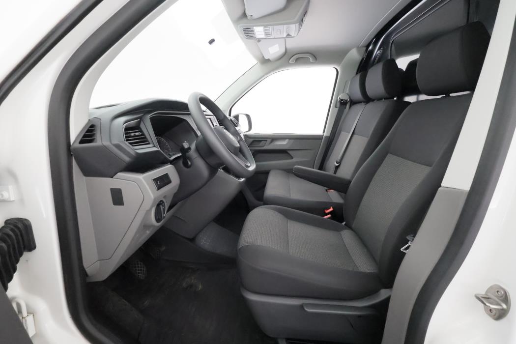 VOLKSWAGEN Transporter 2023