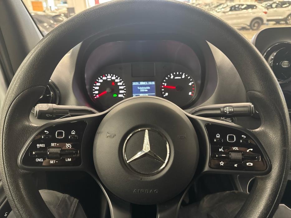 MERCEDES-BENZ Sprinter 2023