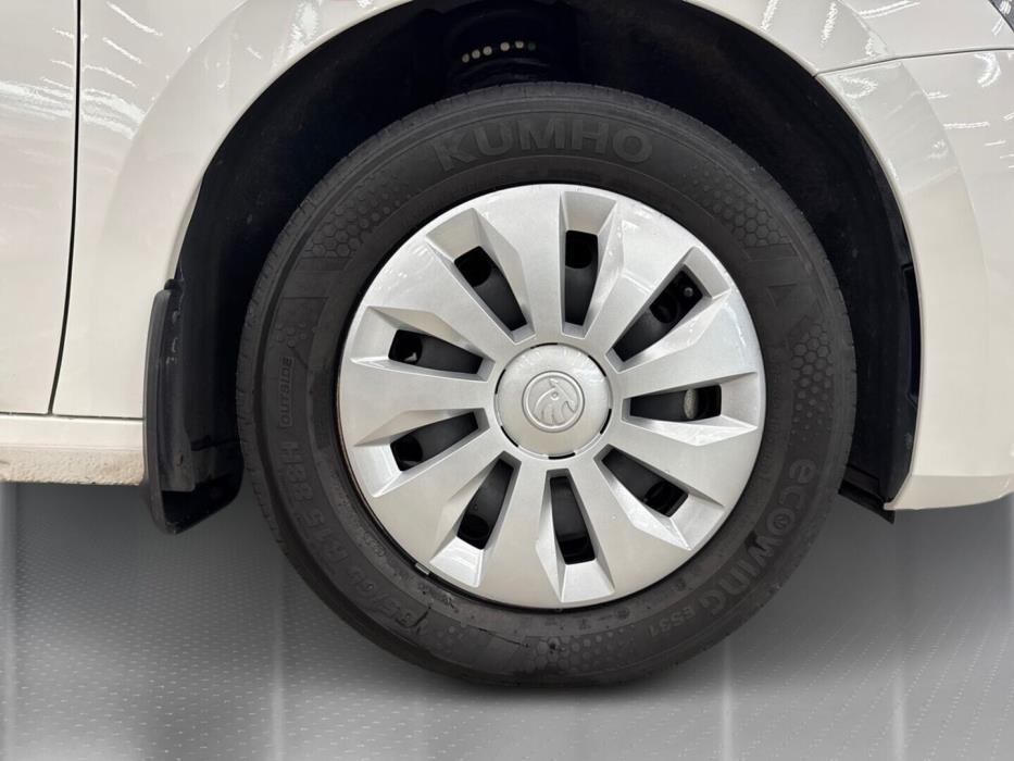 SKODA Fabia 2024